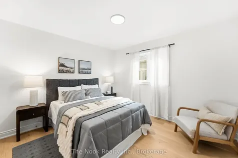 52 Nightingale Crescent Whitby ON L1M 0H4