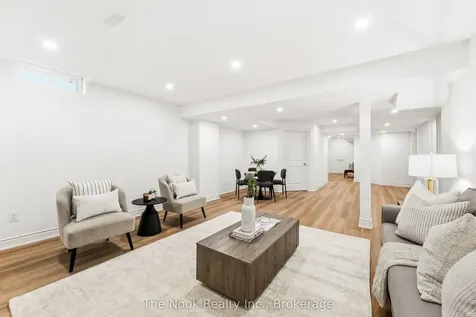 52 Nightingale Crescent Whitby ON L1M 0H4
