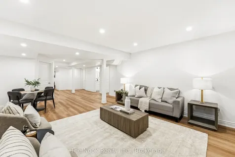 52 Nightingale Crescent Whitby ON L1M 0H4