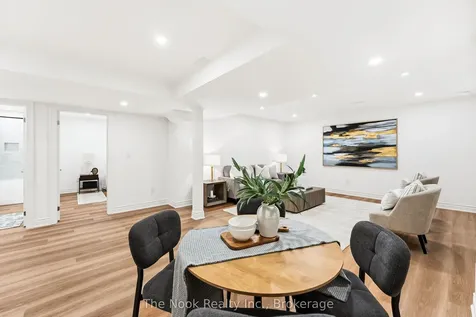 52 Nightingale Crescent Whitby ON L1M 0H4