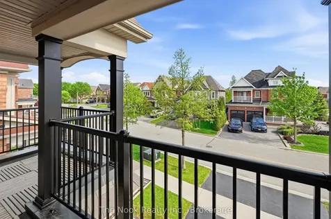 52 Nightingale Crescent Whitby ON L1M 0H4