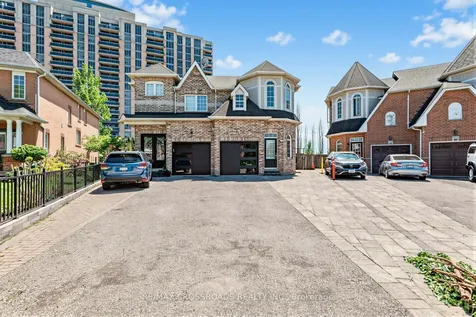 47B Carrera Boulevard Toronto ON M1P 5C4