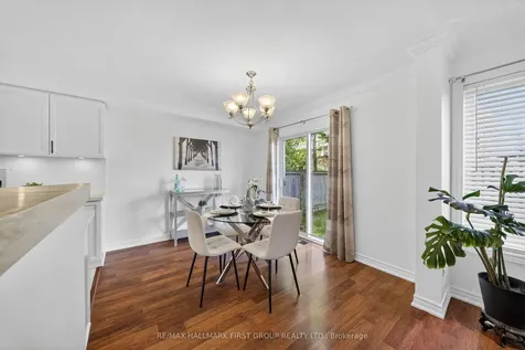 61 Vanguard Drive Whitby ON L1M 2P1
