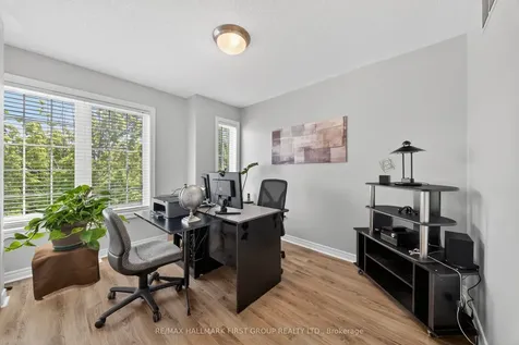 61 Vanguard Drive Whitby ON L1M 2P1