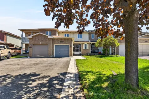 1523 Bentley Lane Pickering ON L1X 2M6