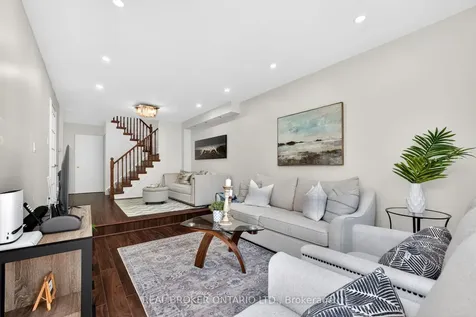 1523 Bentley Lane Pickering ON L1X 2M6