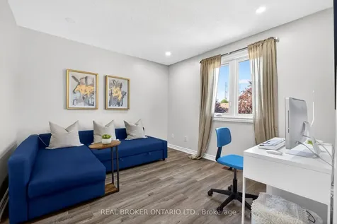 1523 Bentley Lane Pickering ON L1X 2M6