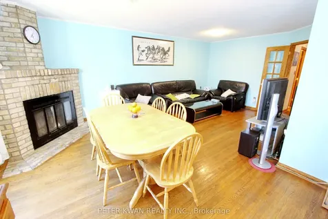 19 Sandyhook Square Toronto ON M1W 3N6