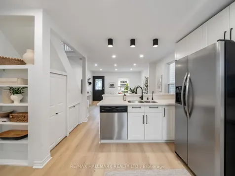 3 Woodville Avenue Toronto ON M4K 2J5