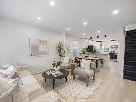 3 Woodville Avenue Toronto ON M4K 2J5