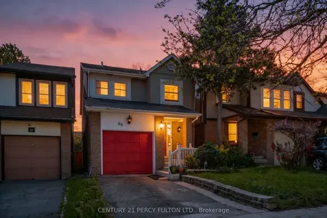 49 Croach Crescent Toronto ON M1S 4H9
