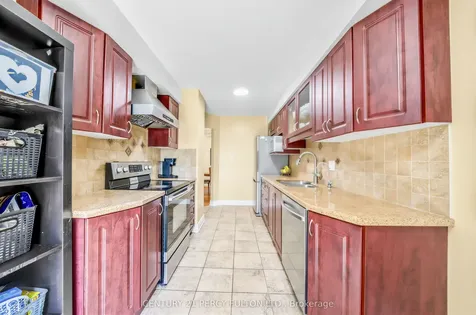 49 Croach Crescent Toronto ON M1S 4H9