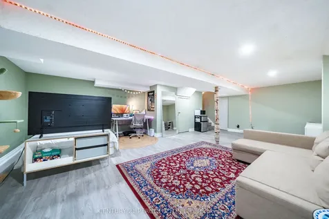 49 Croach Crescent Toronto ON M1S 4H9