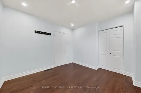 18 Bergen Road Toronto ON M1P 1R9