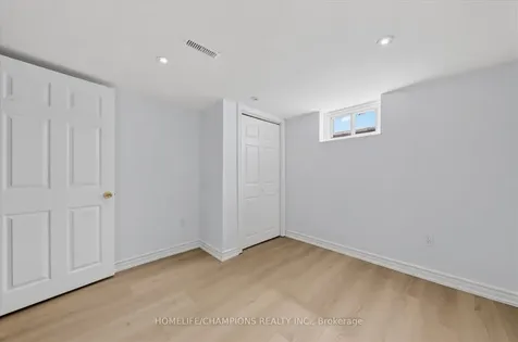 18 Bergen Road Toronto ON M1P 1R9