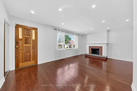 18 Bergen Road Toronto ON M1P 1R9