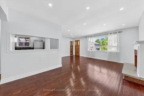 18 Bergen Road Toronto ON M1P 1R9