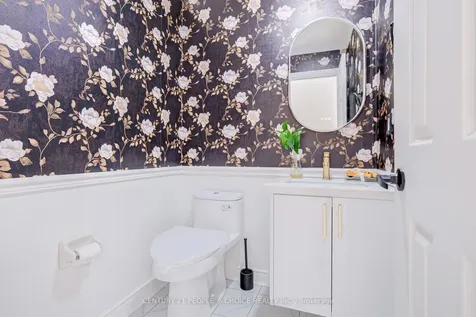 33 Billings Street Whitby ON L1N 9C1