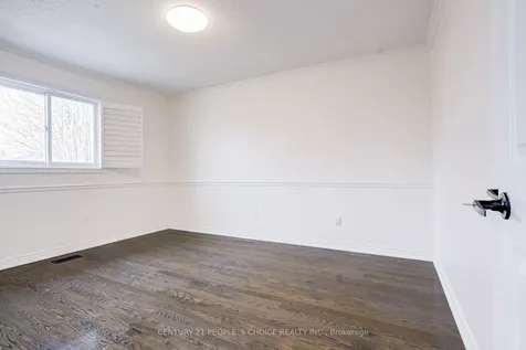 33 Billings Street Whitby ON L1N 9C1