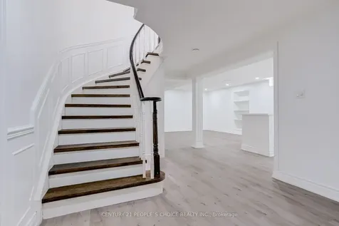33 Billings Street Whitby ON L1N 9C1