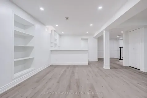 33 Billings Street Whitby ON L1N 9C1