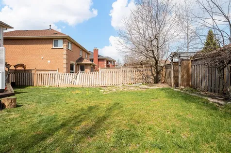 33 Billings Street Whitby ON L1N 9C1