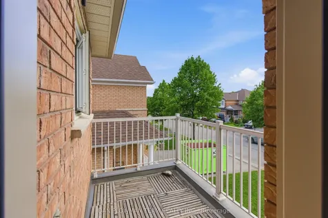 19 Davidson Street Whitby ON L1P 1V9