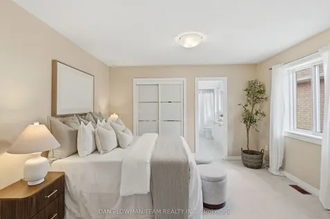 19 Davidson Street Whitby ON L1P 1V9