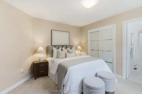 19 Davidson Street Whitby ON L1P 1V9