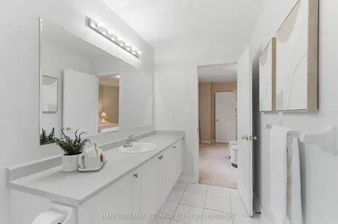 19 Davidson Street Whitby ON L1P 1V9