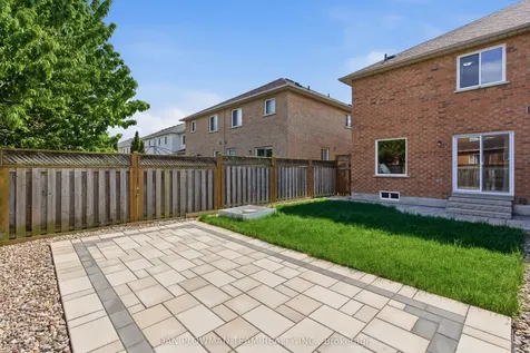 19 Davidson Street Whitby ON L1P 1V9