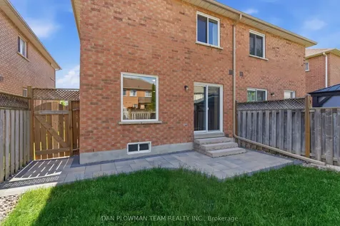19 Davidson Street Whitby ON L1P 1V9