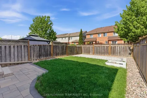 19 Davidson Street Whitby ON L1P 1V9