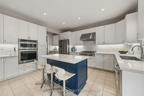 1747 Goldsmith Drive Oshawa ON L1K 0R3