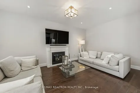 1747 Goldsmith Drive Oshawa ON L1K 0R3