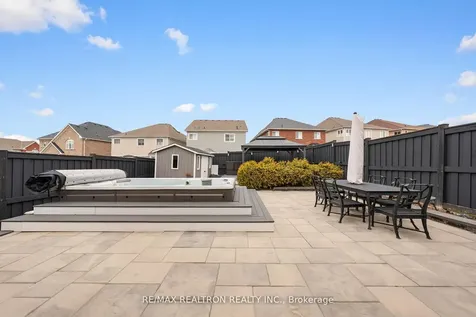 1747 Goldsmith Drive Oshawa ON L1K 0R3