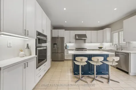 1747 Goldsmith Drive Oshawa ON L1K 0R3