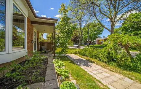 60 Habitant Crescent Whitby ON L1P 1E2