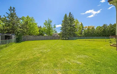 60 Habitant Crescent Whitby ON L1P 1E2