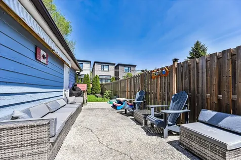 86 Barker Avenue Toronto ON M4C 2N6