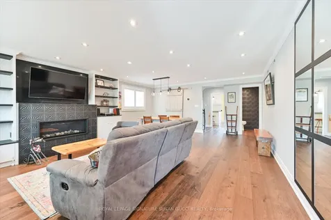 86 Barker Avenue Toronto ON M4C 2N6
