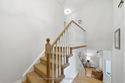 4 Henderson Drive Whitby ON L1N 7Y2