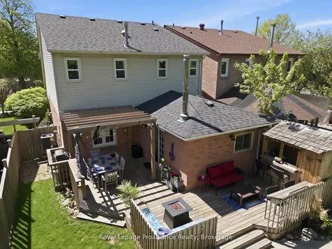 4 Henderson Drive Whitby ON L1N 7Y2