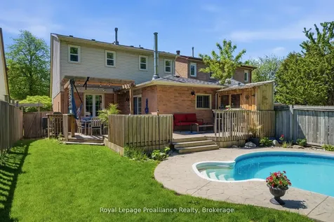 4 Henderson Drive Whitby ON L1N 7Y2