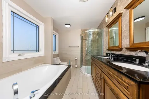 1609 Major Oaks Road Pickering ON L1X 2G9