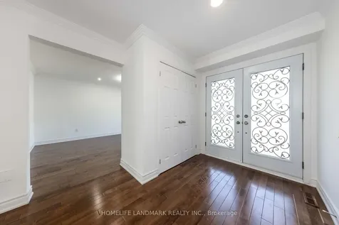 1609 Major Oaks Road Pickering ON L1X 2G9