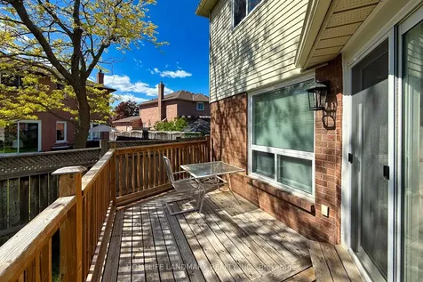 1609 Major Oaks Road Pickering ON L1X 2G9