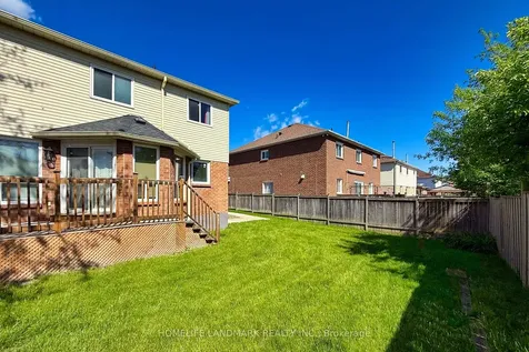 1609 Major Oaks Road Pickering ON L1X 2G9