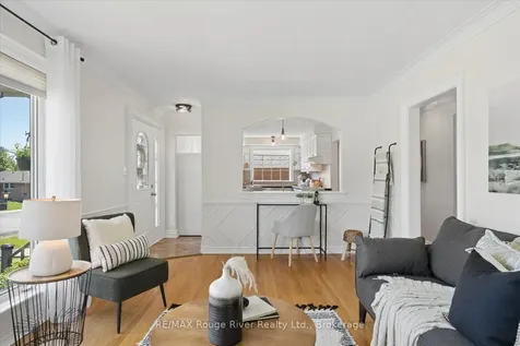 702 Gilbert Street W Whitby ON L1N 1S2