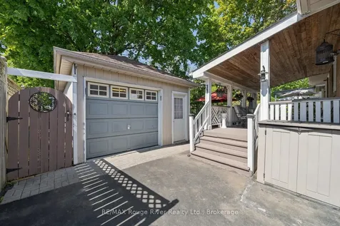 702 Gilbert Street W Whitby ON L1N 1S2